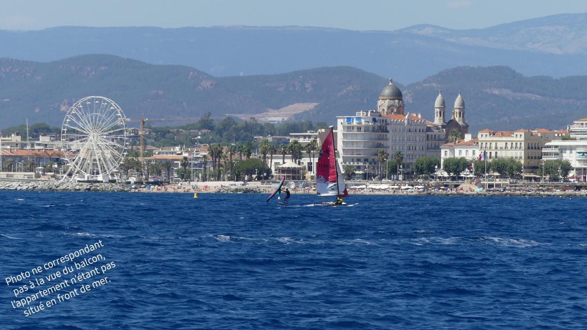 Saint Raphael, T2, Piscine, Proche Centre Ville Εξωτερικό φωτογραφία
